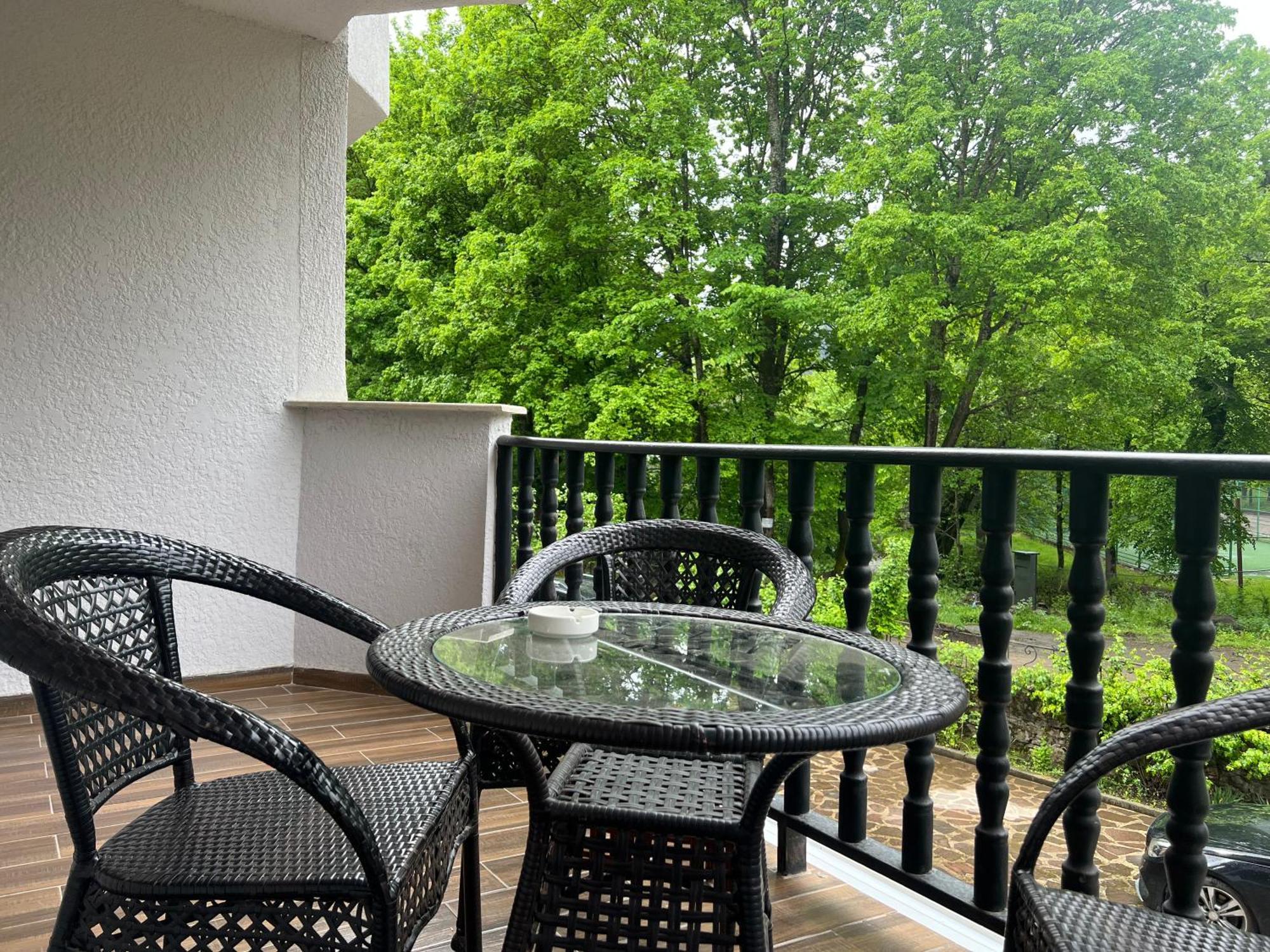 Hotel Iveria Abastumani Buitenkant foto